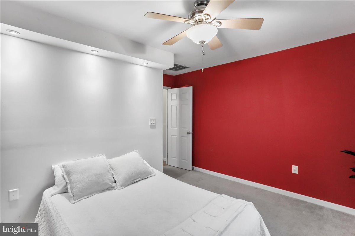 AMCELLE ACRES - Residential