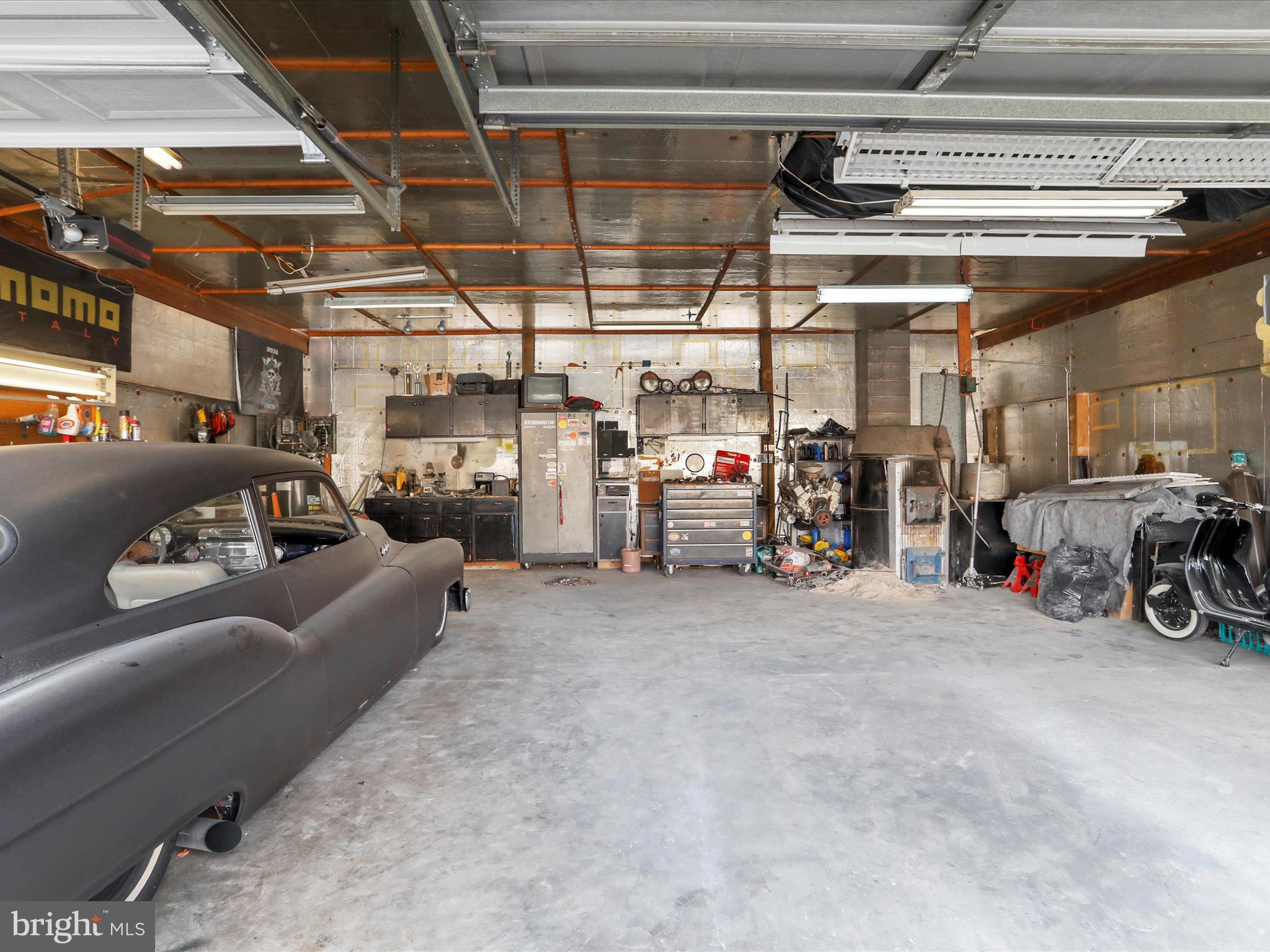 AMCELLE ACRES - Residential