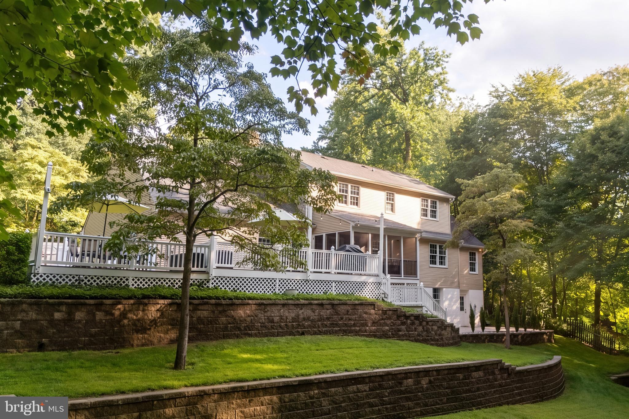1120 CHATELAINE DRIVE
