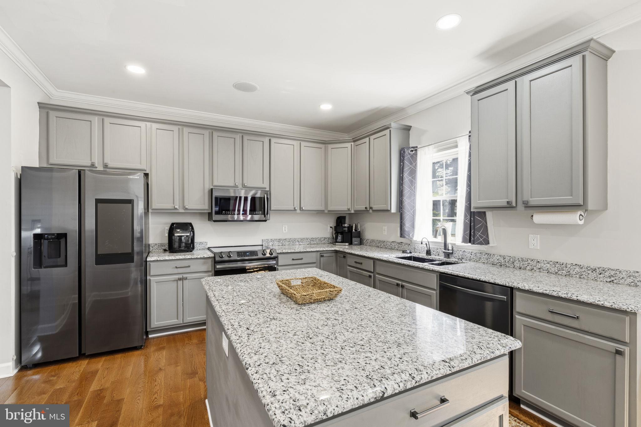 WORMANS MILL - Residential