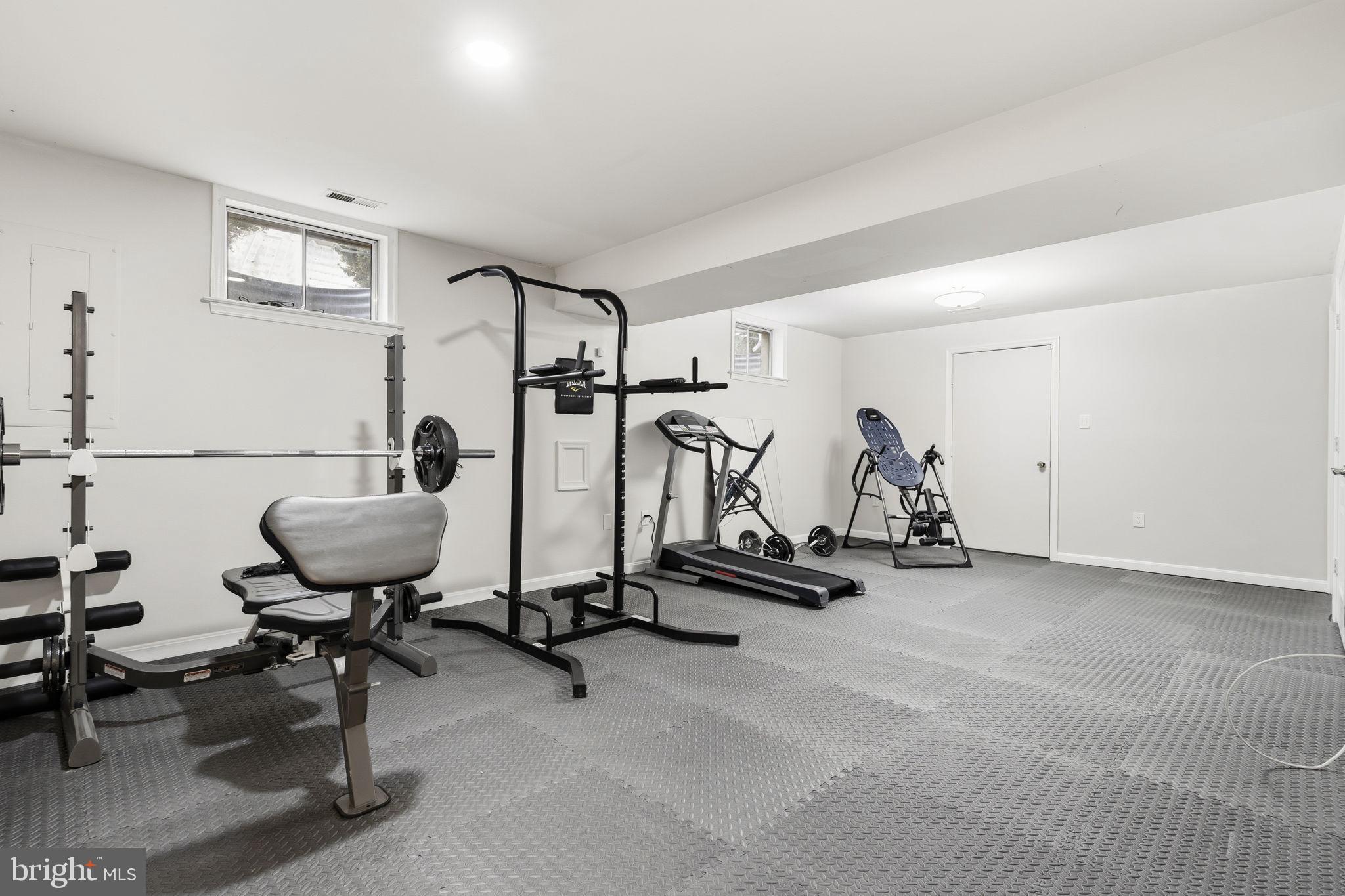 WORMANS MILL - Residential