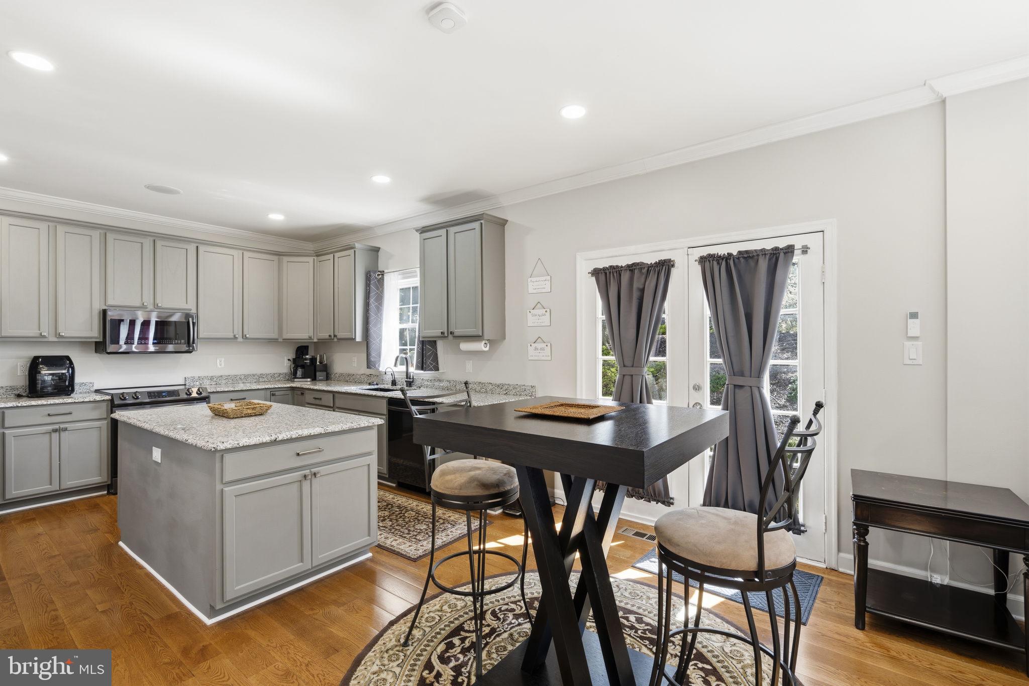 WORMANS MILL - Residential