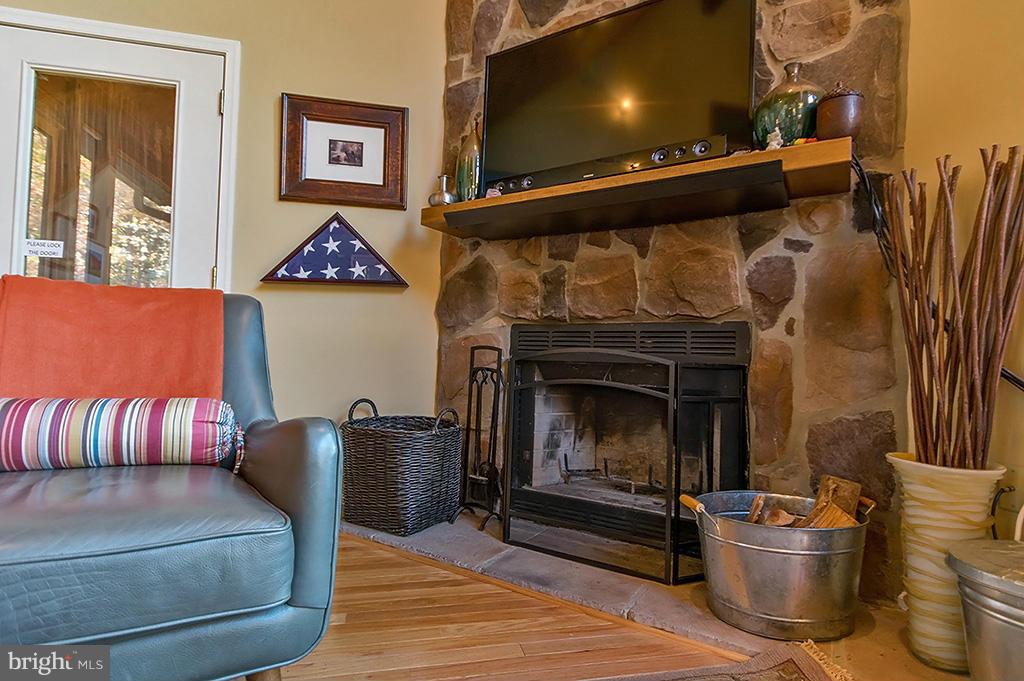 BEAVER DAM WOODS - Residential