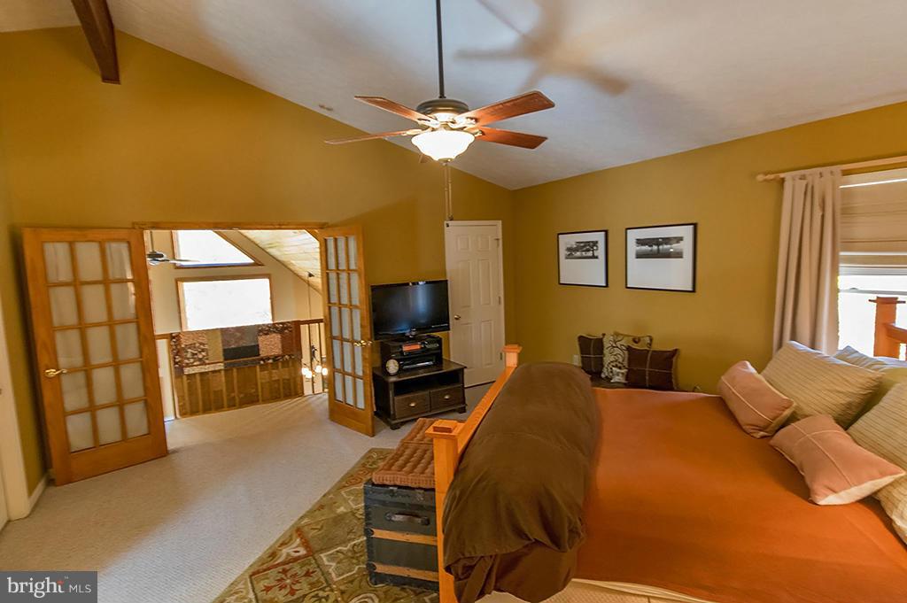 BEAVER DAM WOODS - Residential