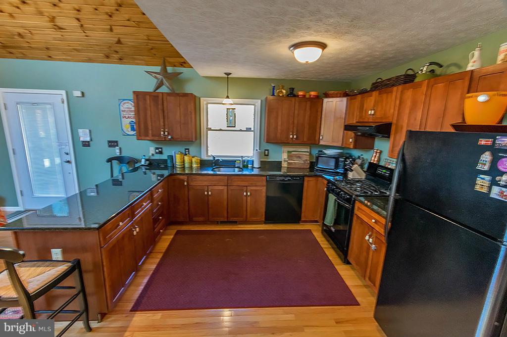 BEAVER DAM WOODS - Residential