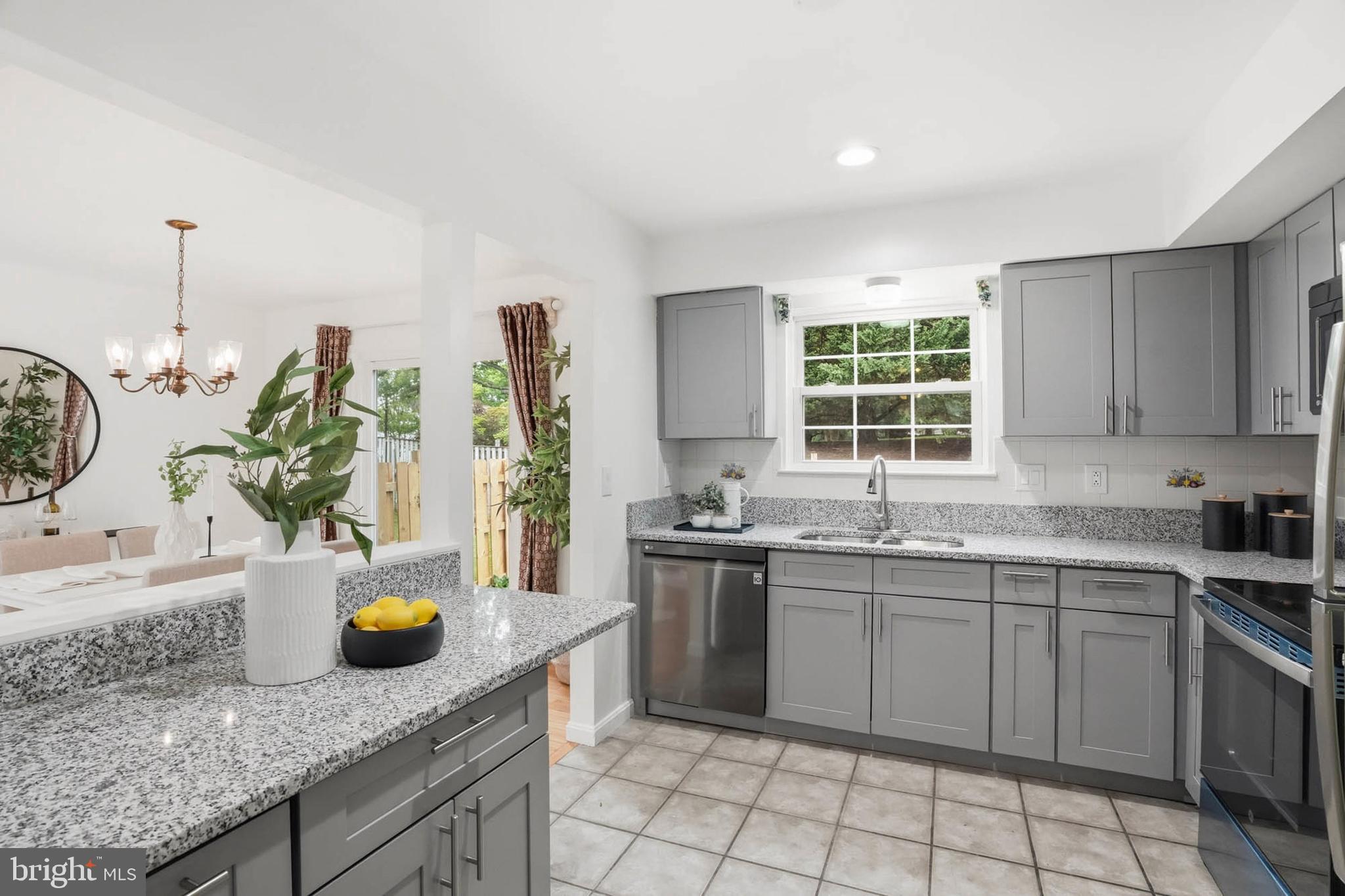 CASTLEGATE - Residential