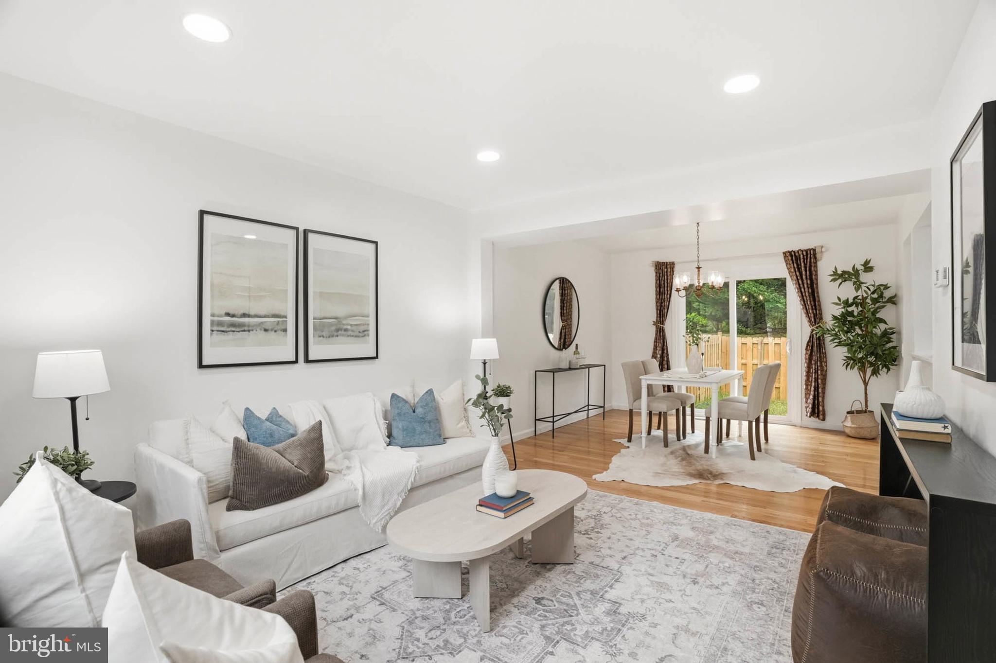 CASTLEGATE - Residential