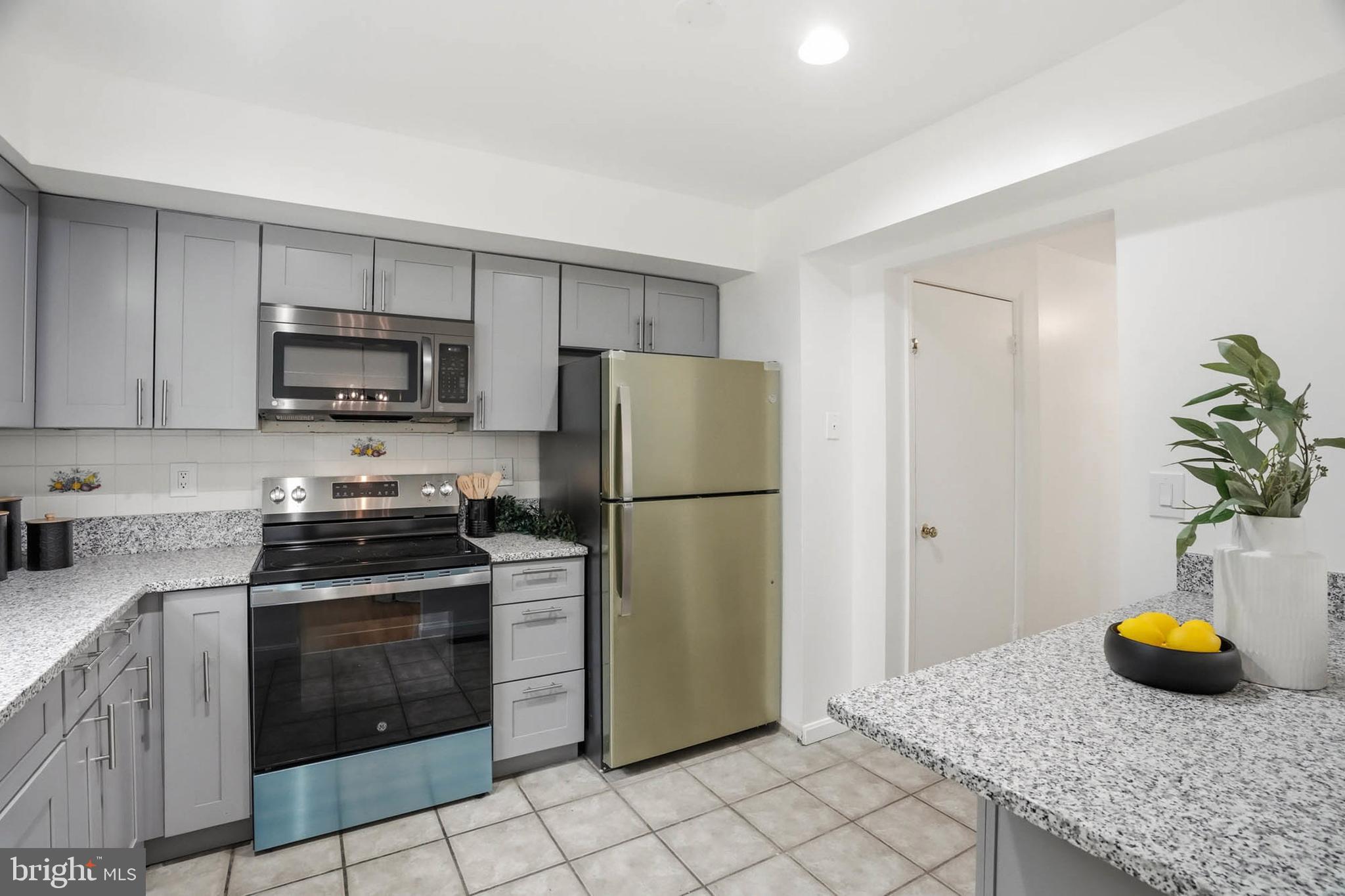 CASTLEGATE - Residential