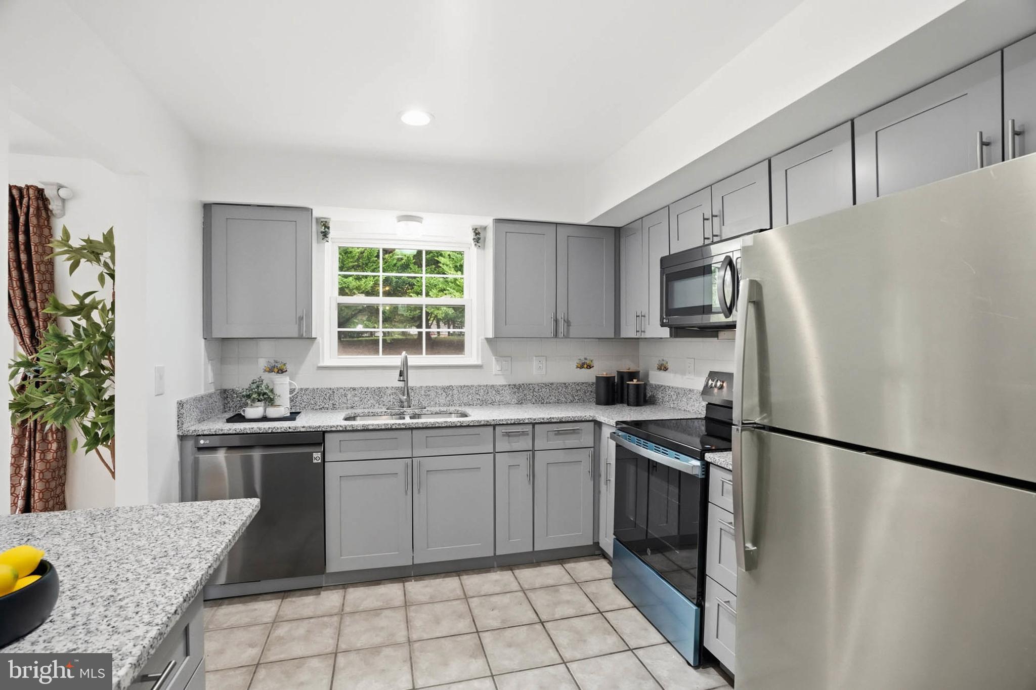 CASTLEGATE - Residential