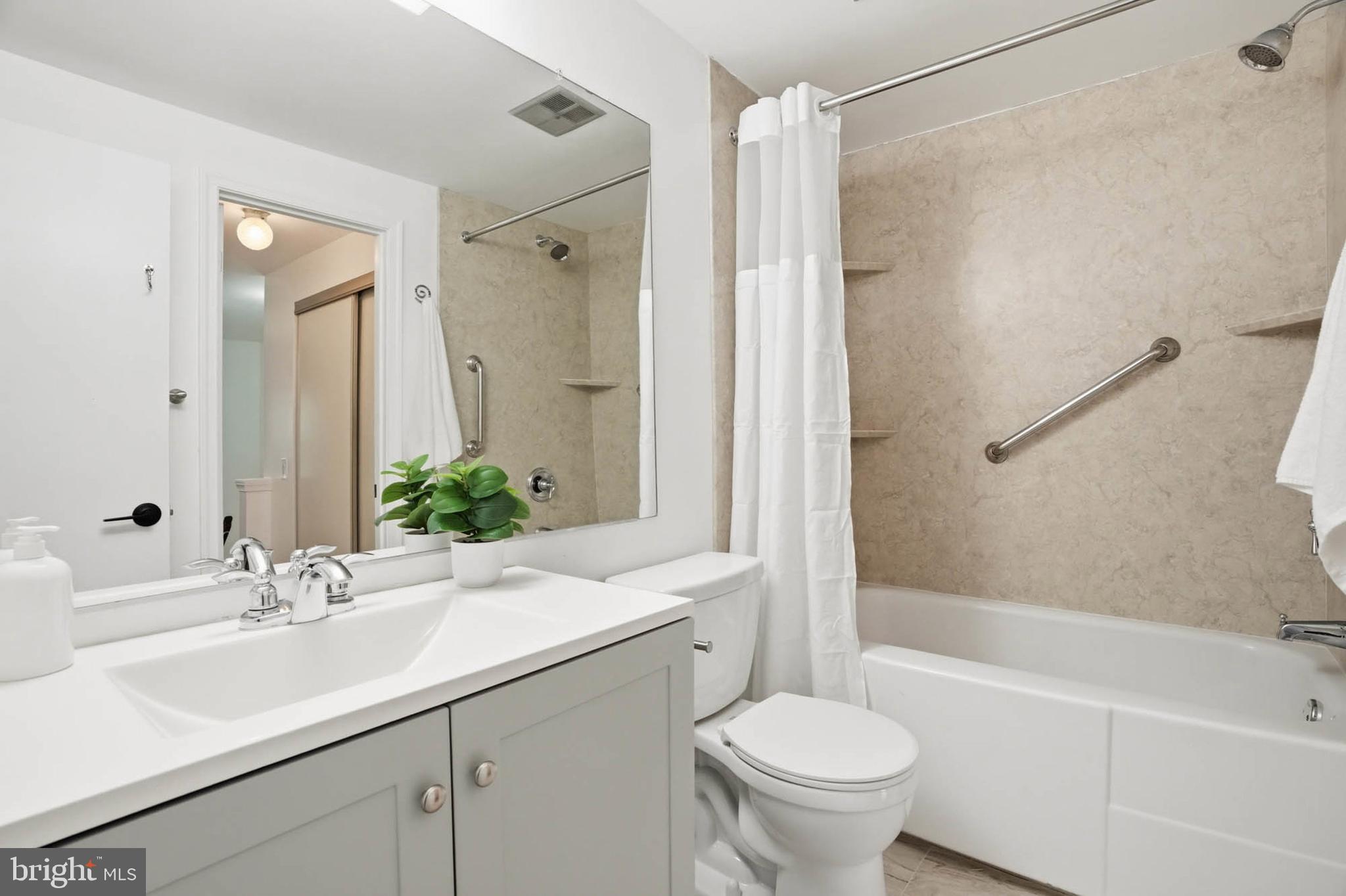 CASTLEGATE - Residential