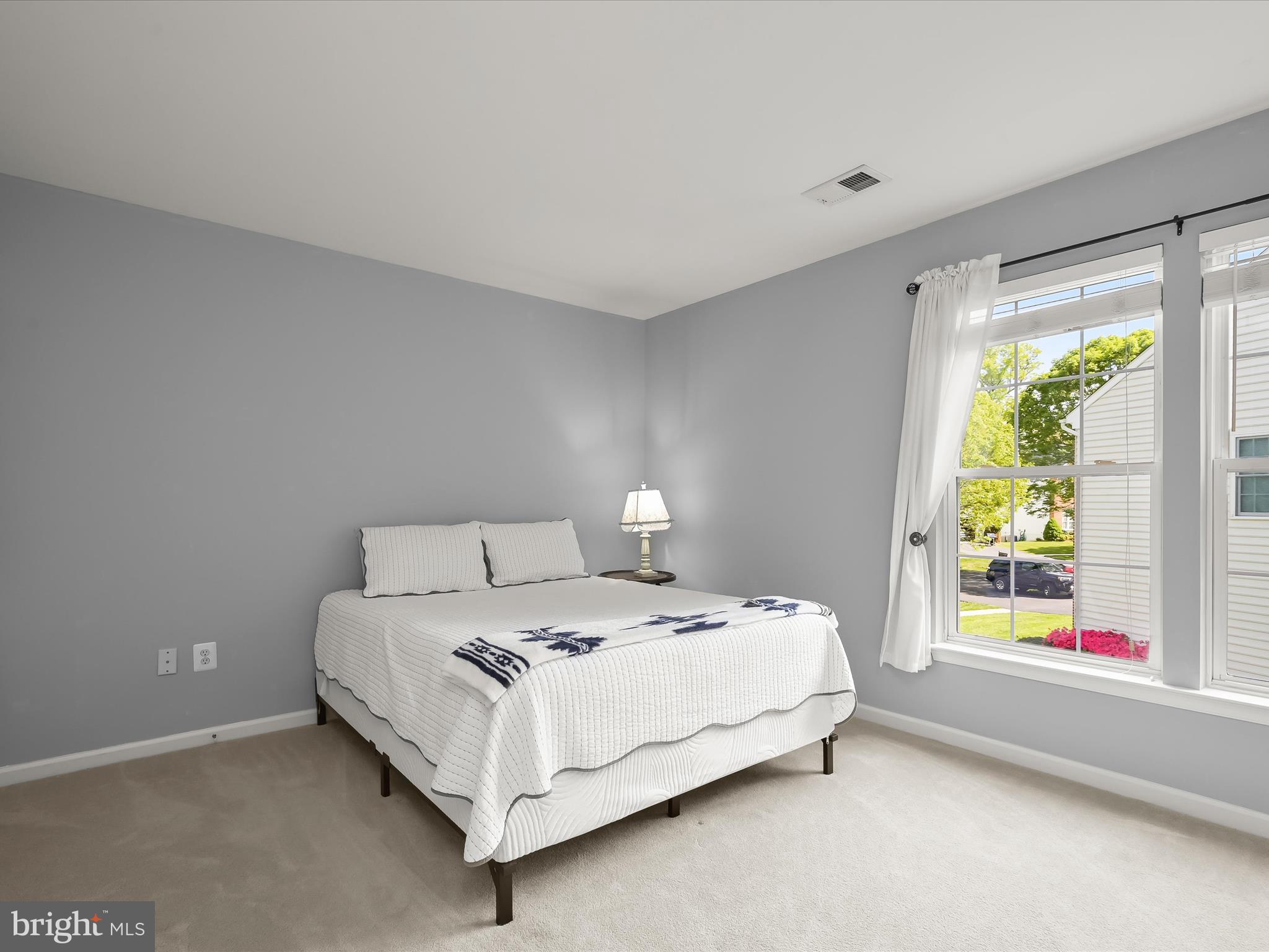 OATLAND FARM - Residential