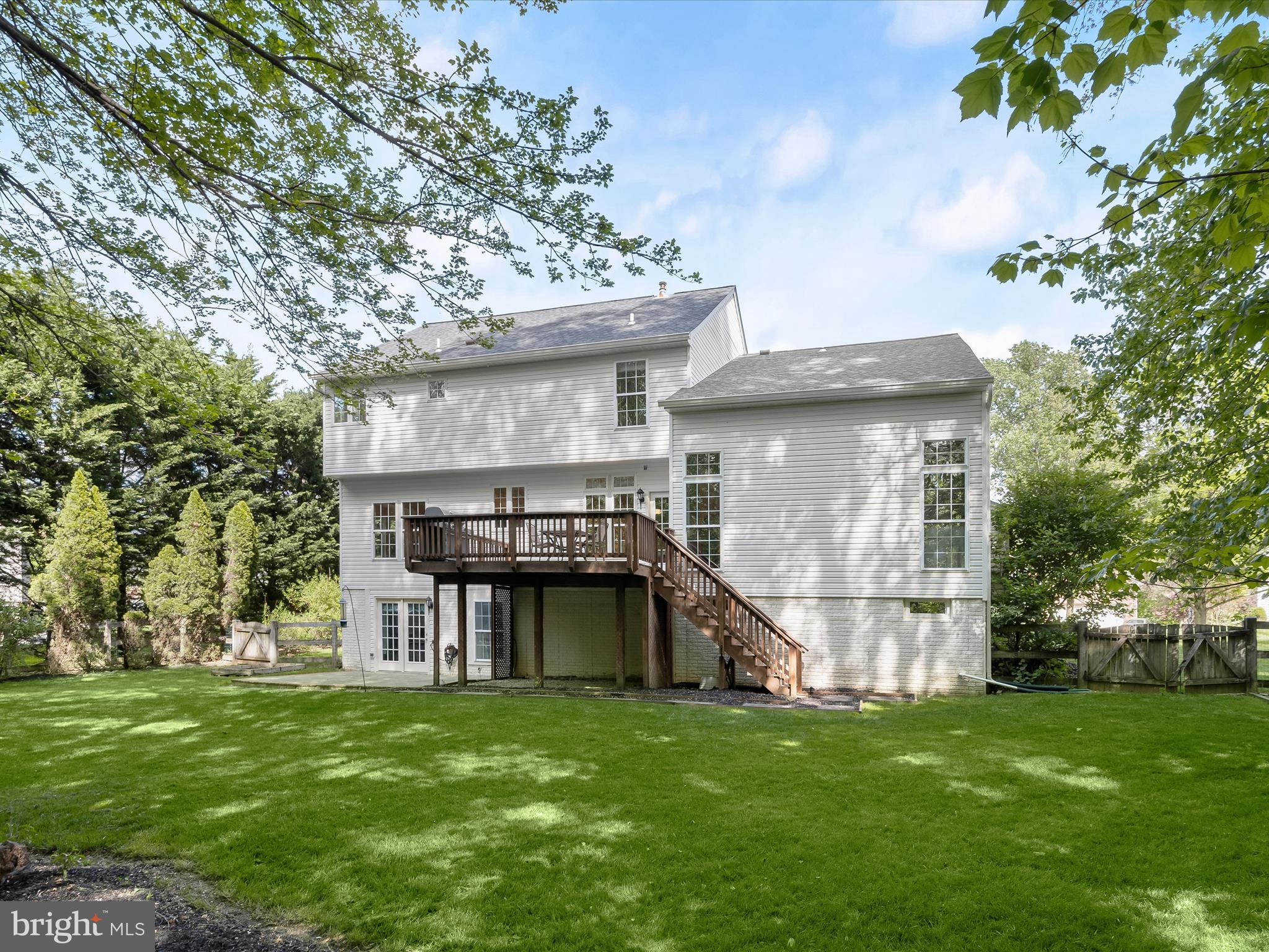 OATLAND FARM - Residential