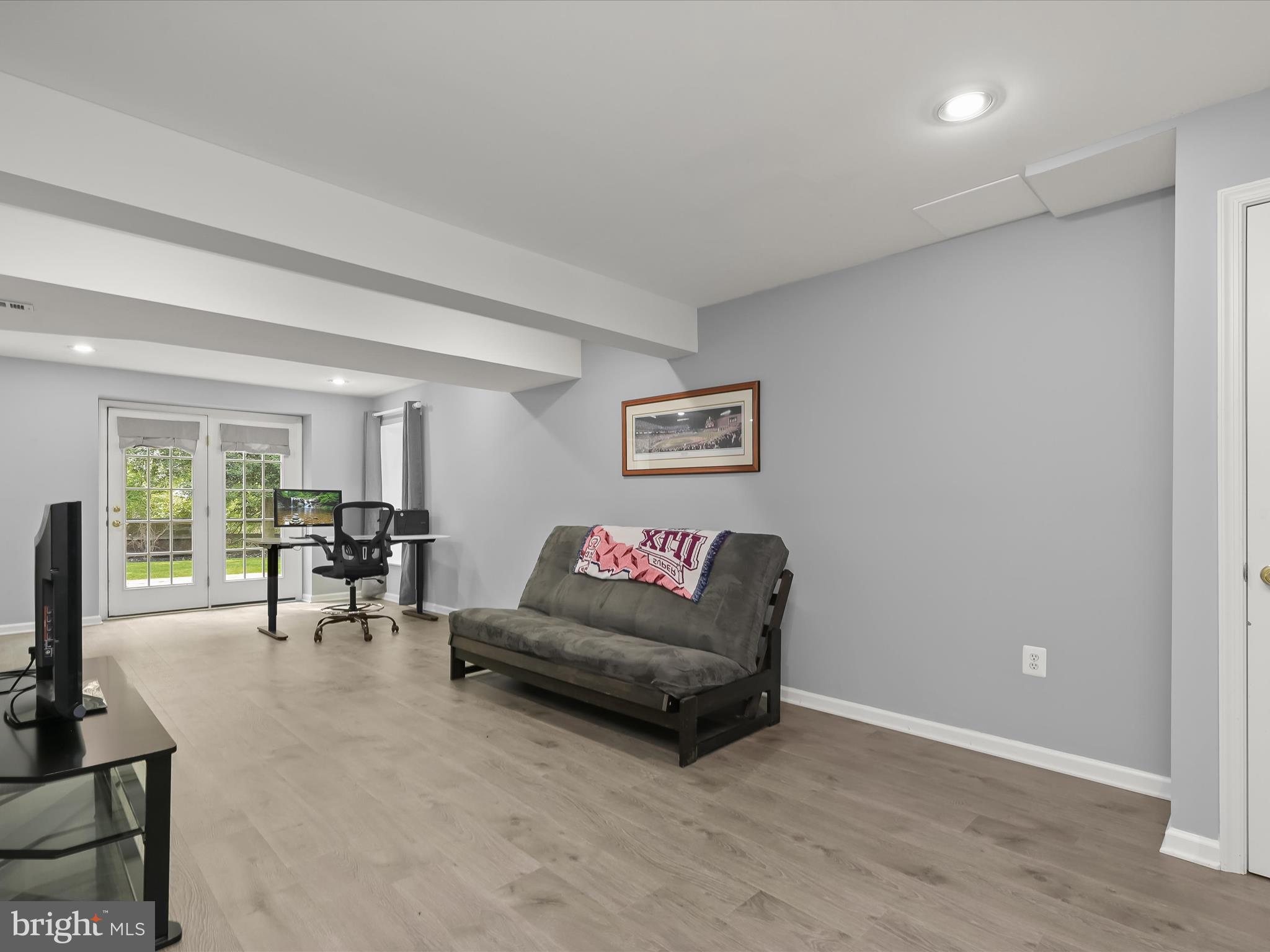 OATLAND FARM - Residential