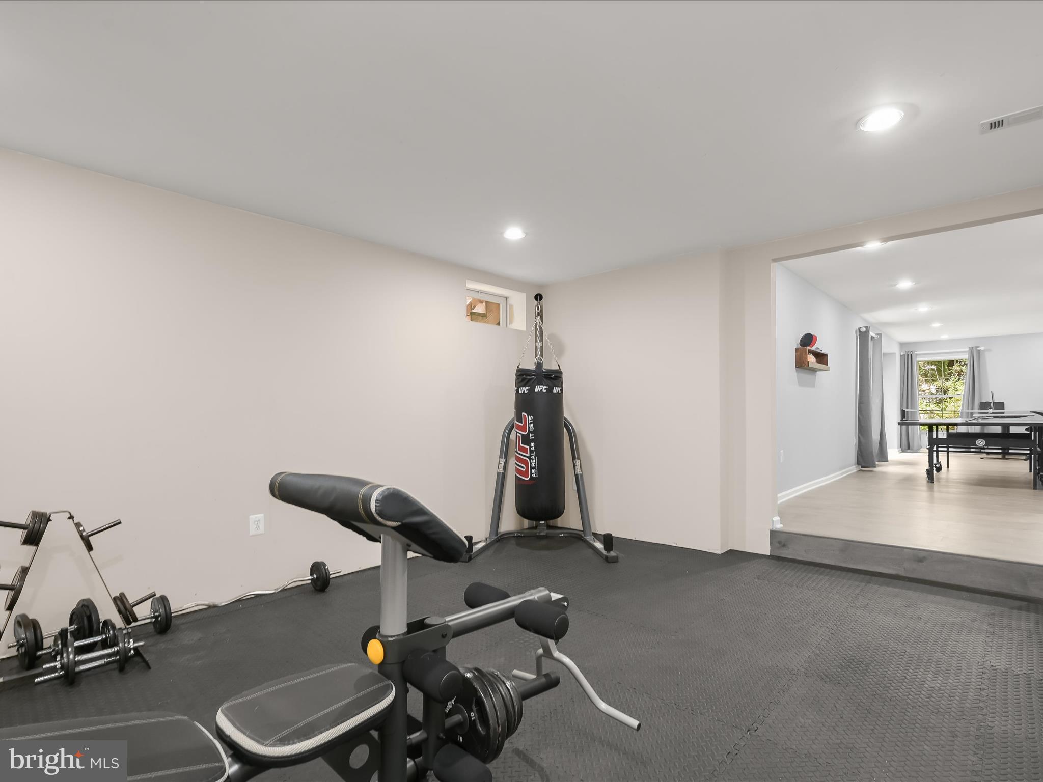 OATLAND FARM - Residential