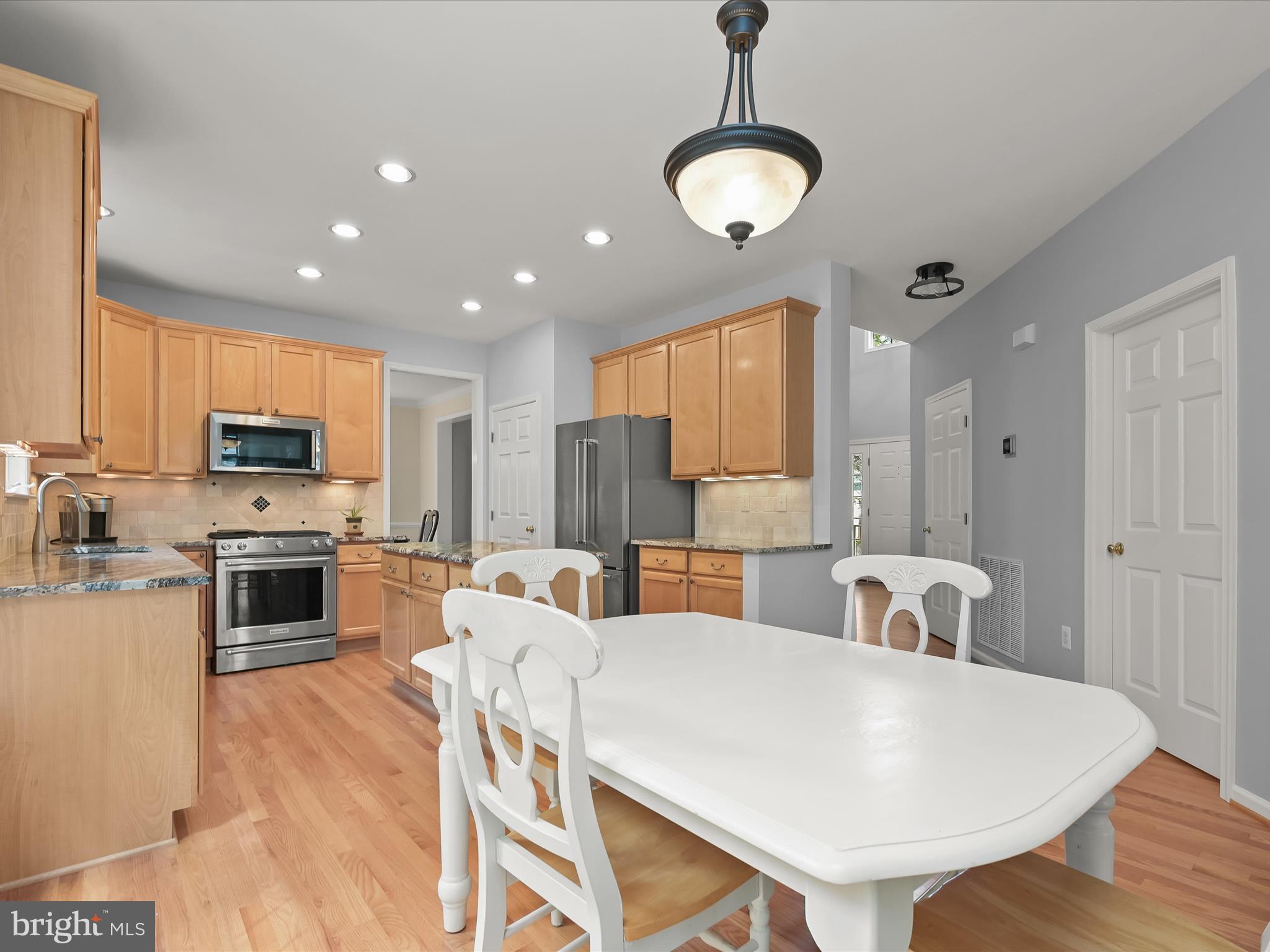 OATLAND FARM - Residential