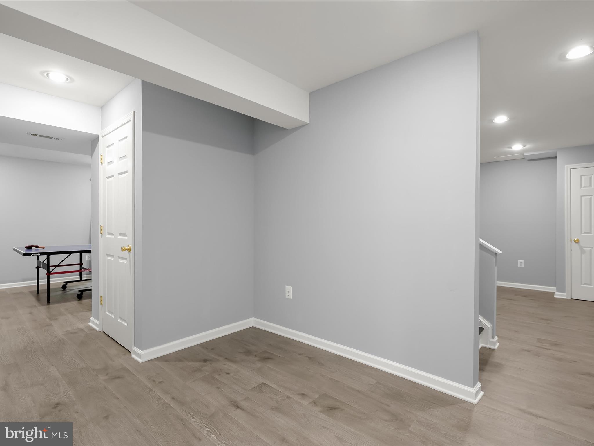 OATLAND FARM - Residential