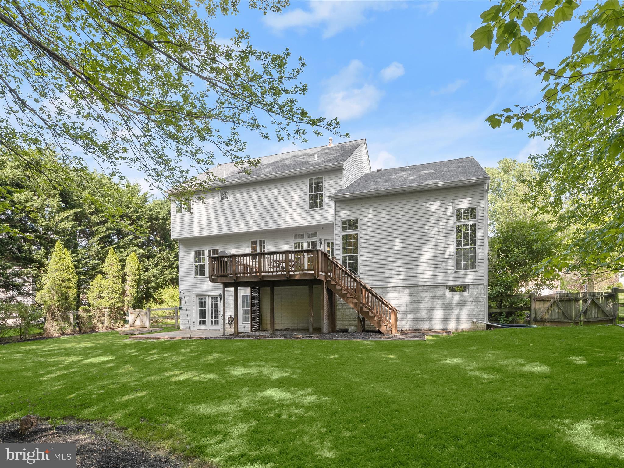 OATLAND FARM - Residential