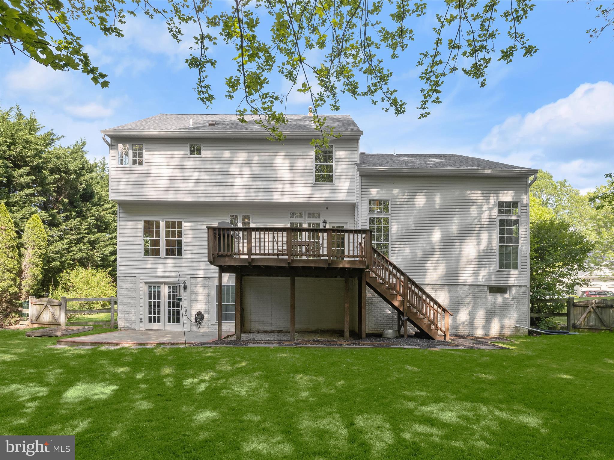 OATLAND FARM - Residential