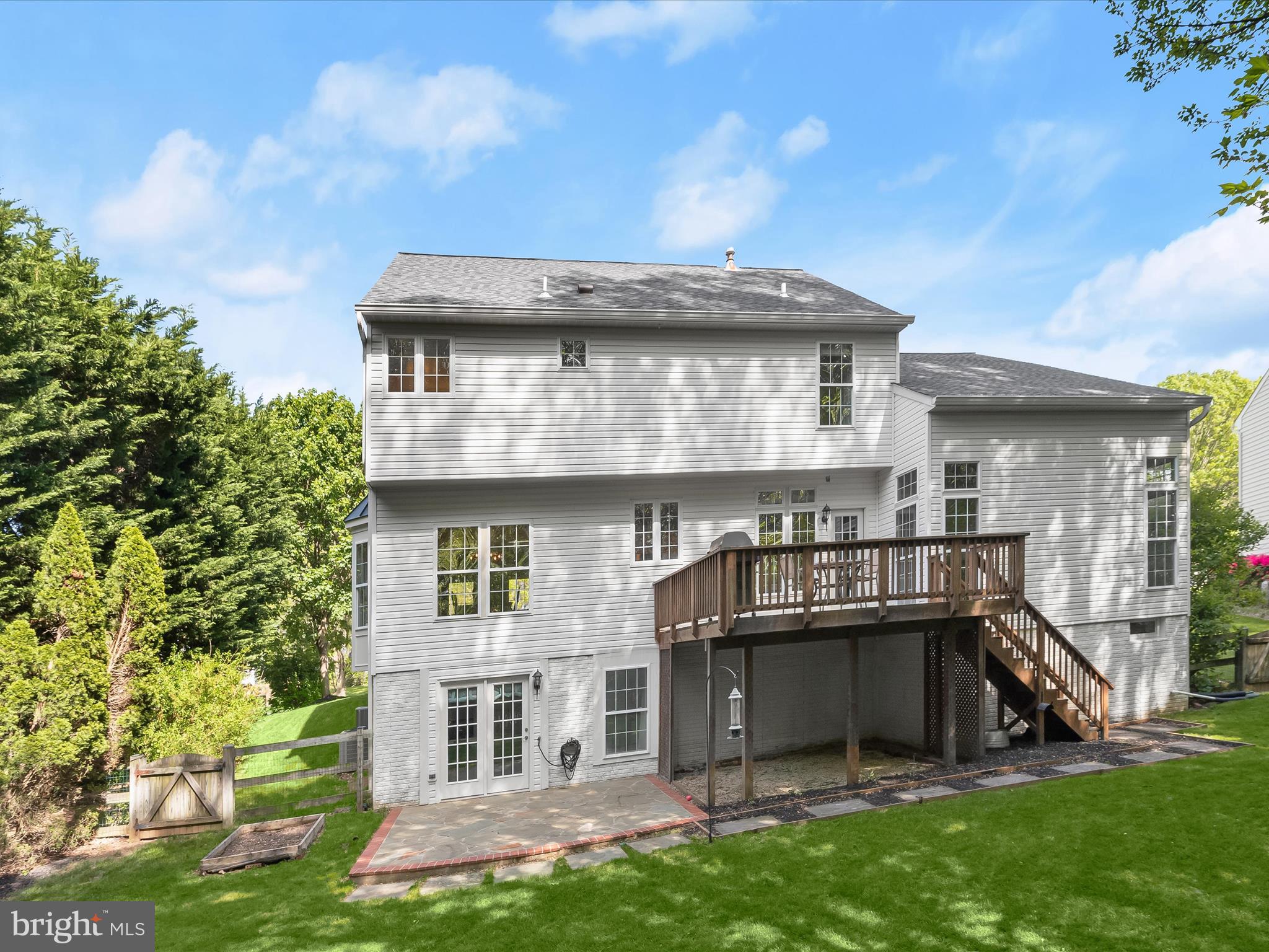 OATLAND FARM - Residential