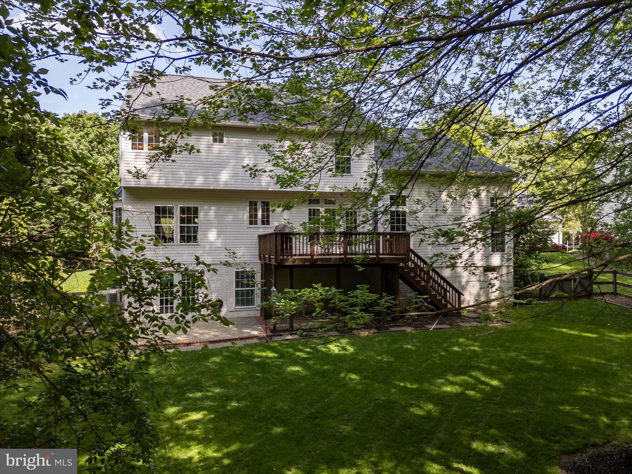 OATLAND FARM - Residential