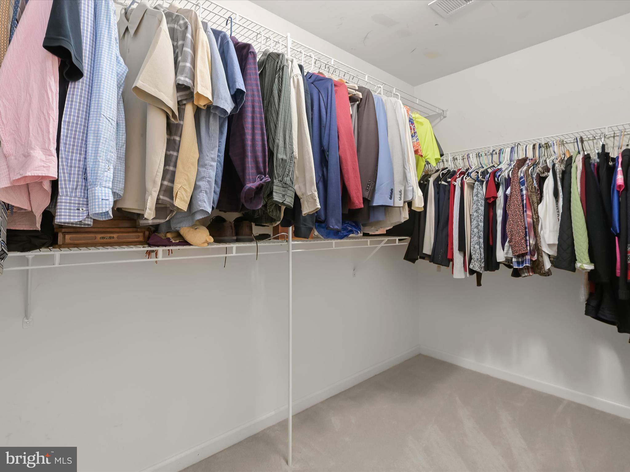 OATLAND FARM - Residential