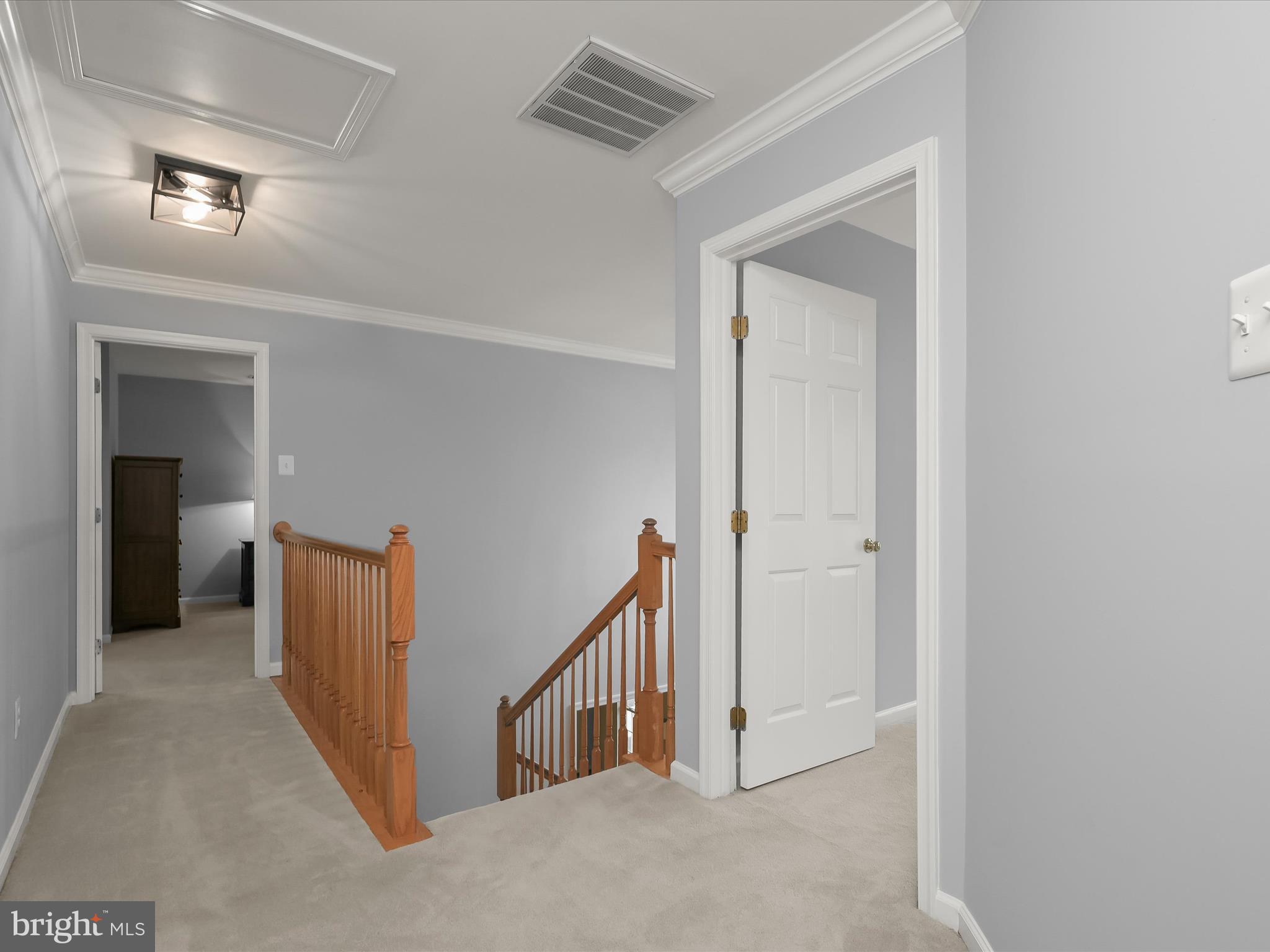 OATLAND FARM - Residential