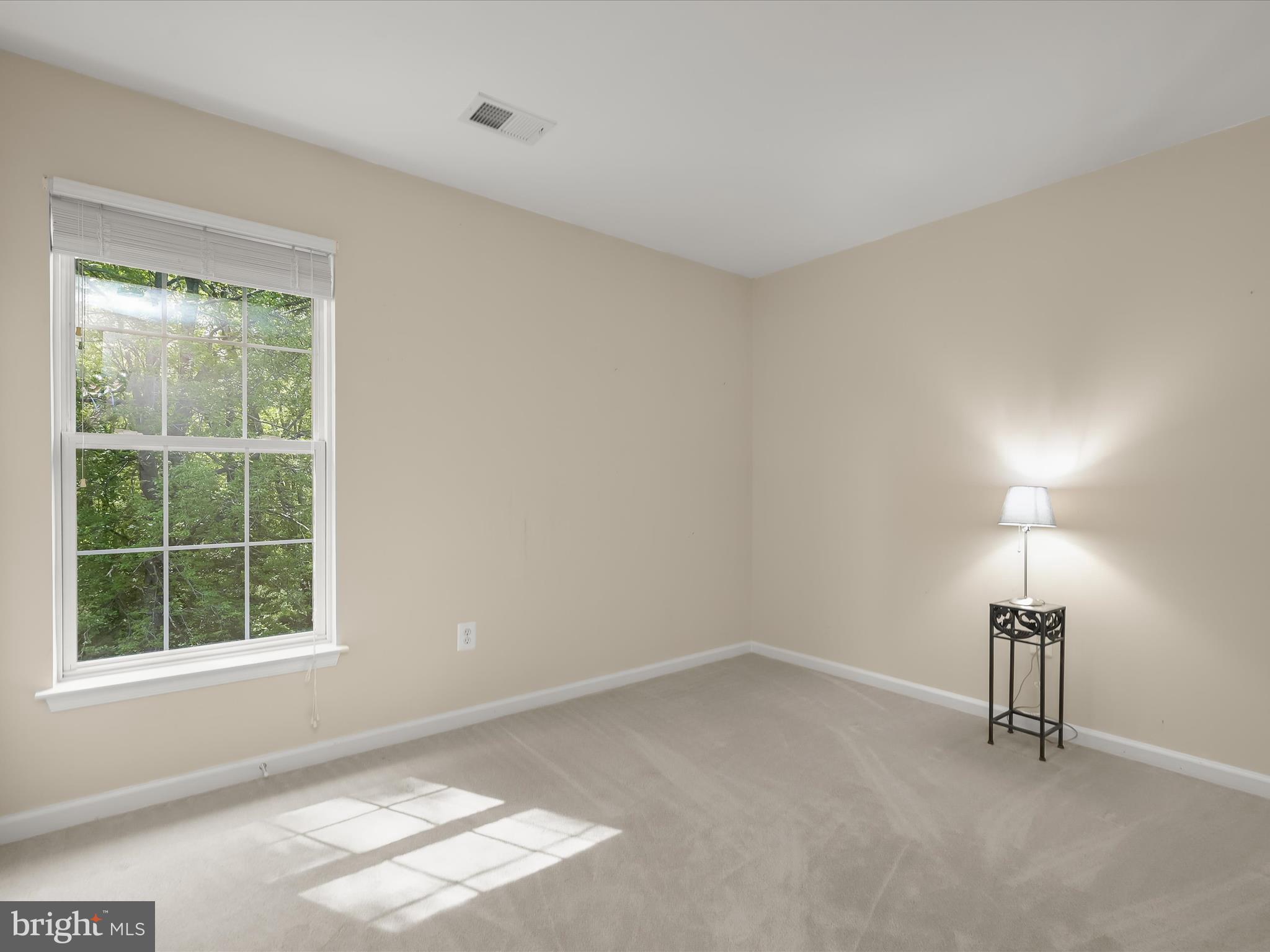 OATLAND FARM - Residential