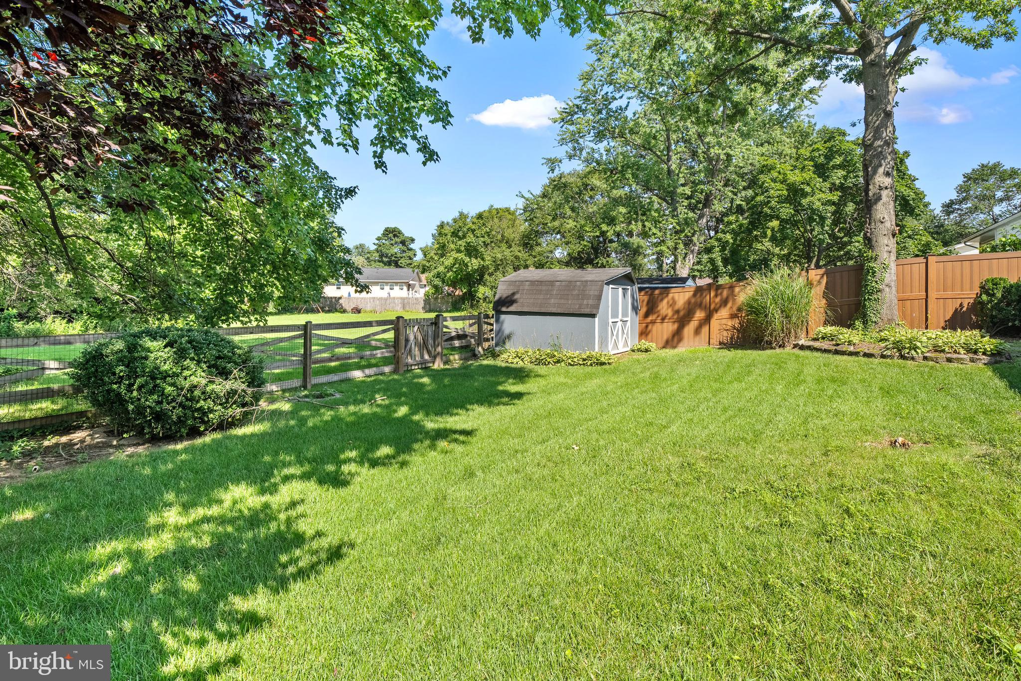 VALLEYWOOD - Residential