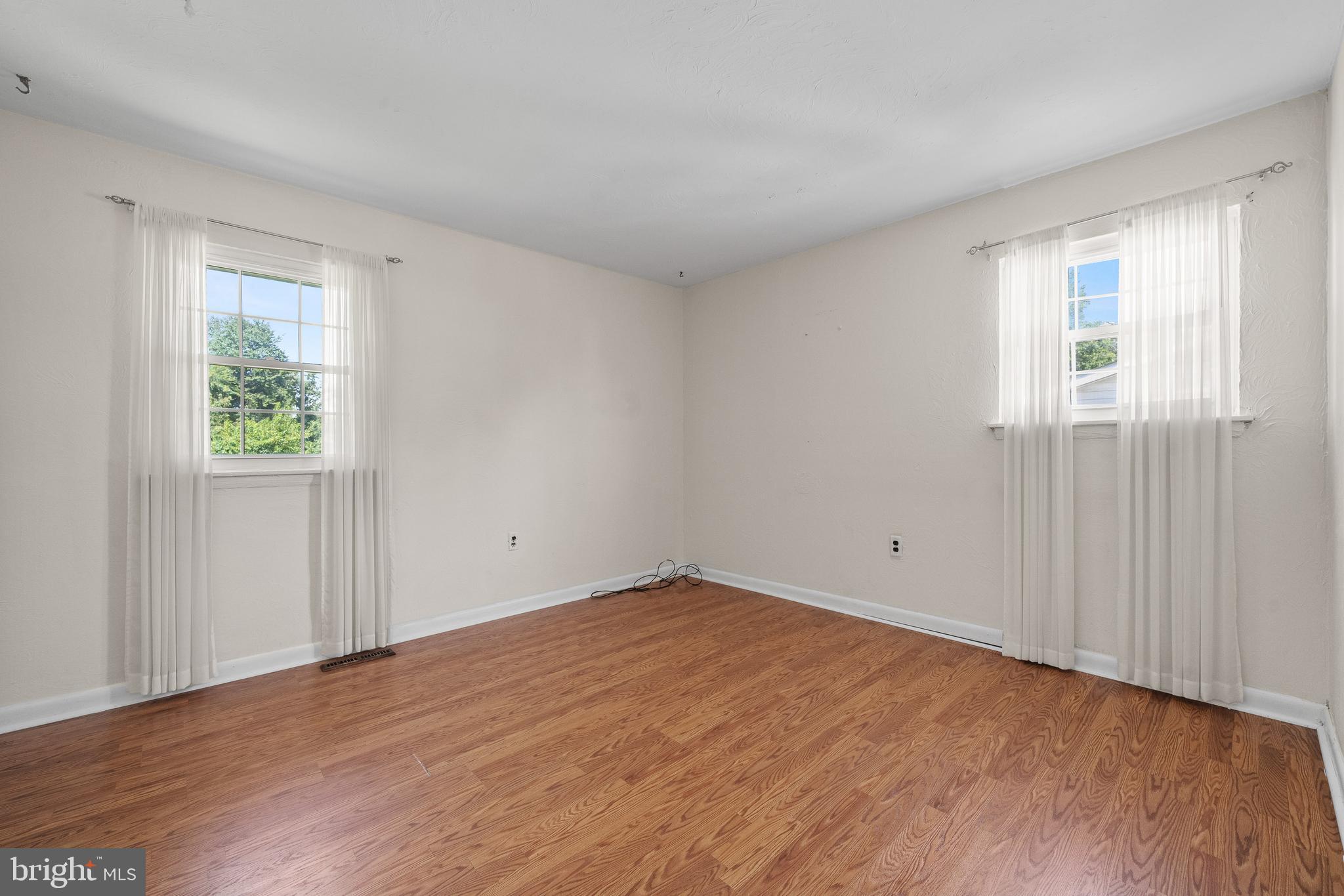 VALLEYWOOD - Residential