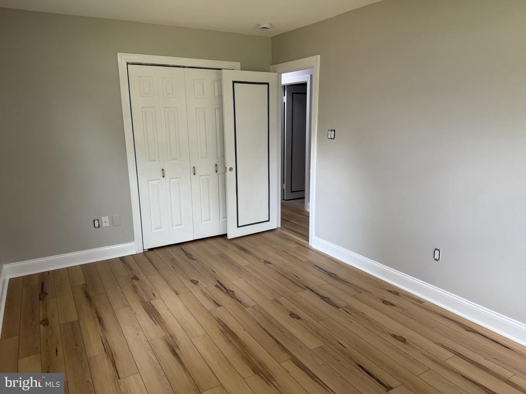 4140 POINT HOLLOW LN
