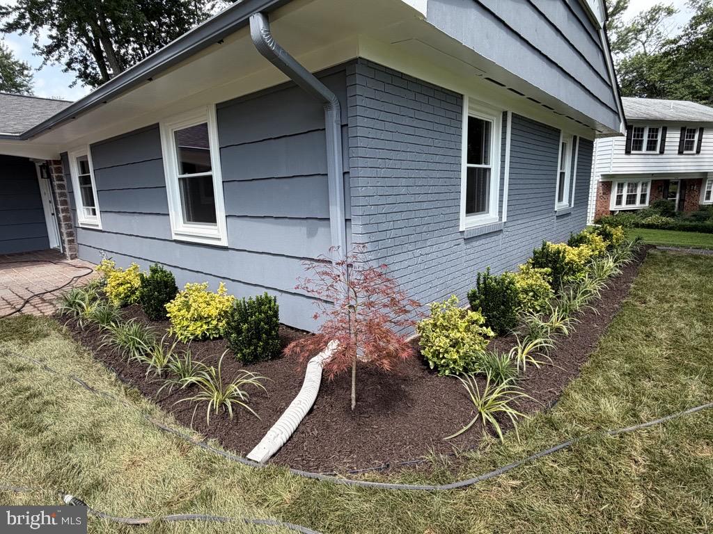 4140 POINT HOLLOW LN