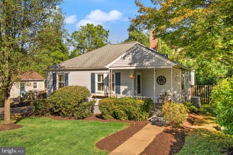 2849 FAIRMONT STREET FALLS CHURCH VA 22042