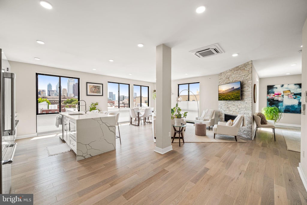 Photo of 716 N 15th Street #501, PHILADELPHIA, PA 19130 (MLS # PAPH2638398)