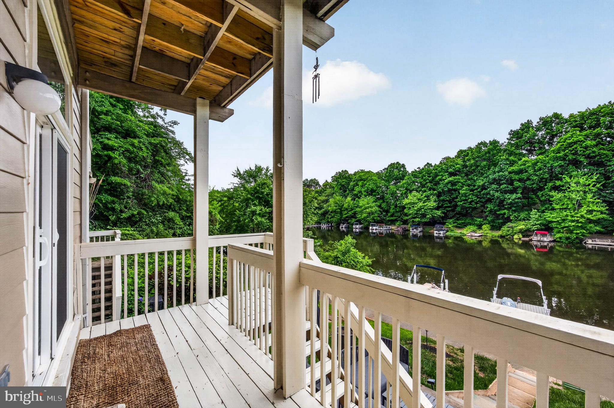 11103 LAKE CHAPEL LANE