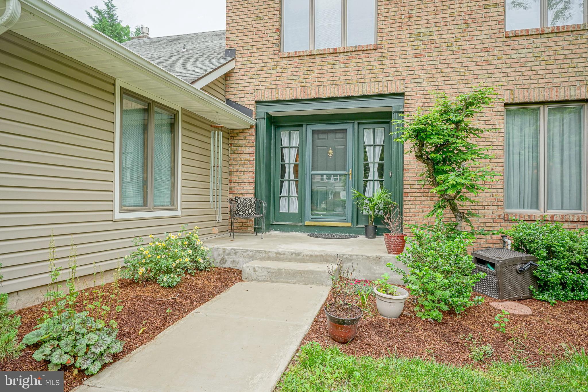 309 CANDLEWOOD LANE