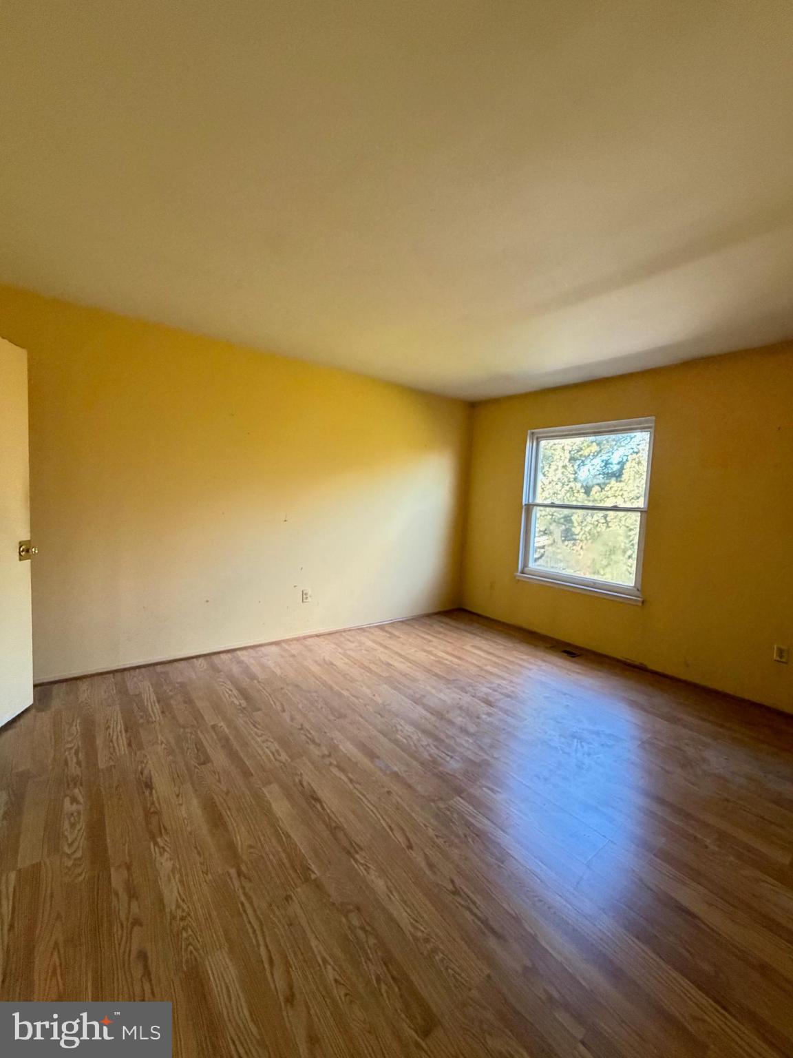 HILLCREST ORCHARDS - Residential