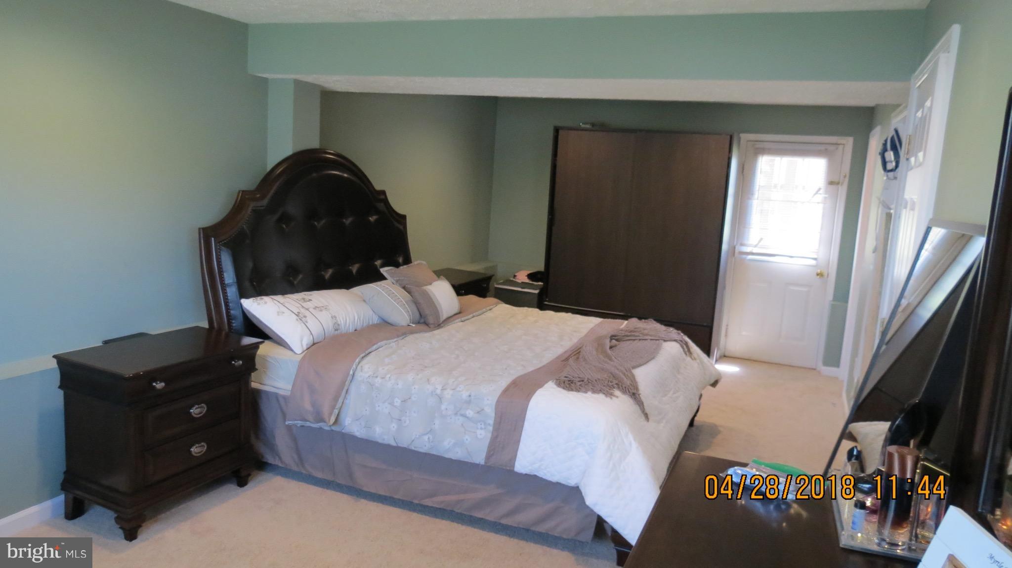 VISTA WOODS - Residential