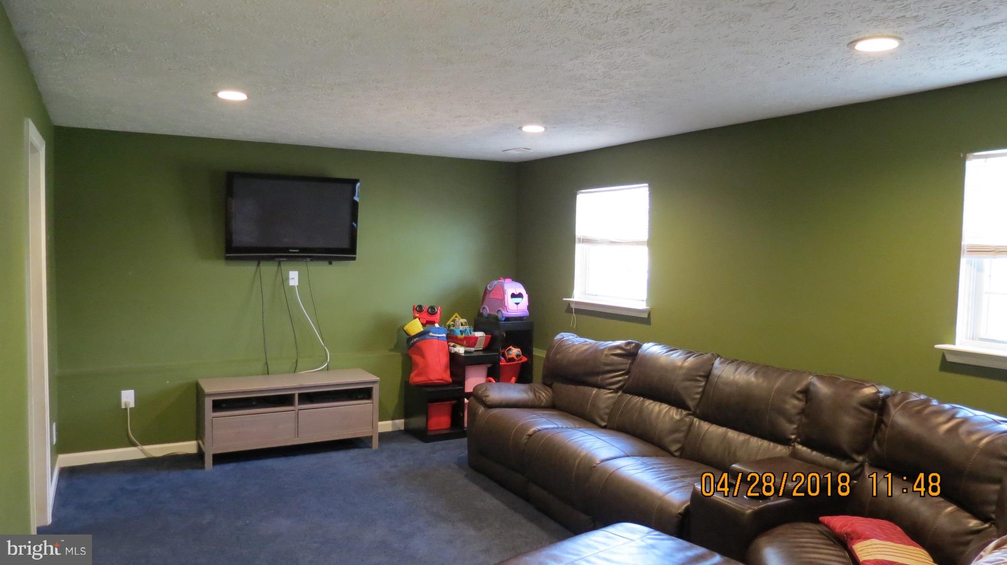 VISTA WOODS - Residential