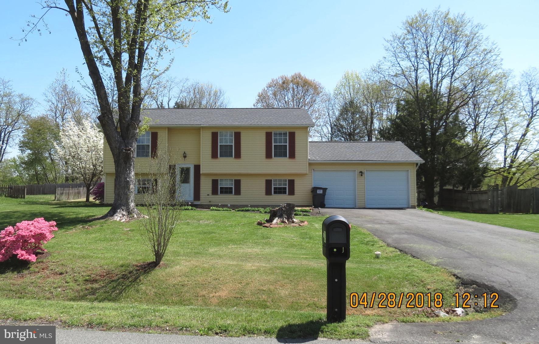 VISTA WOODS - Residential