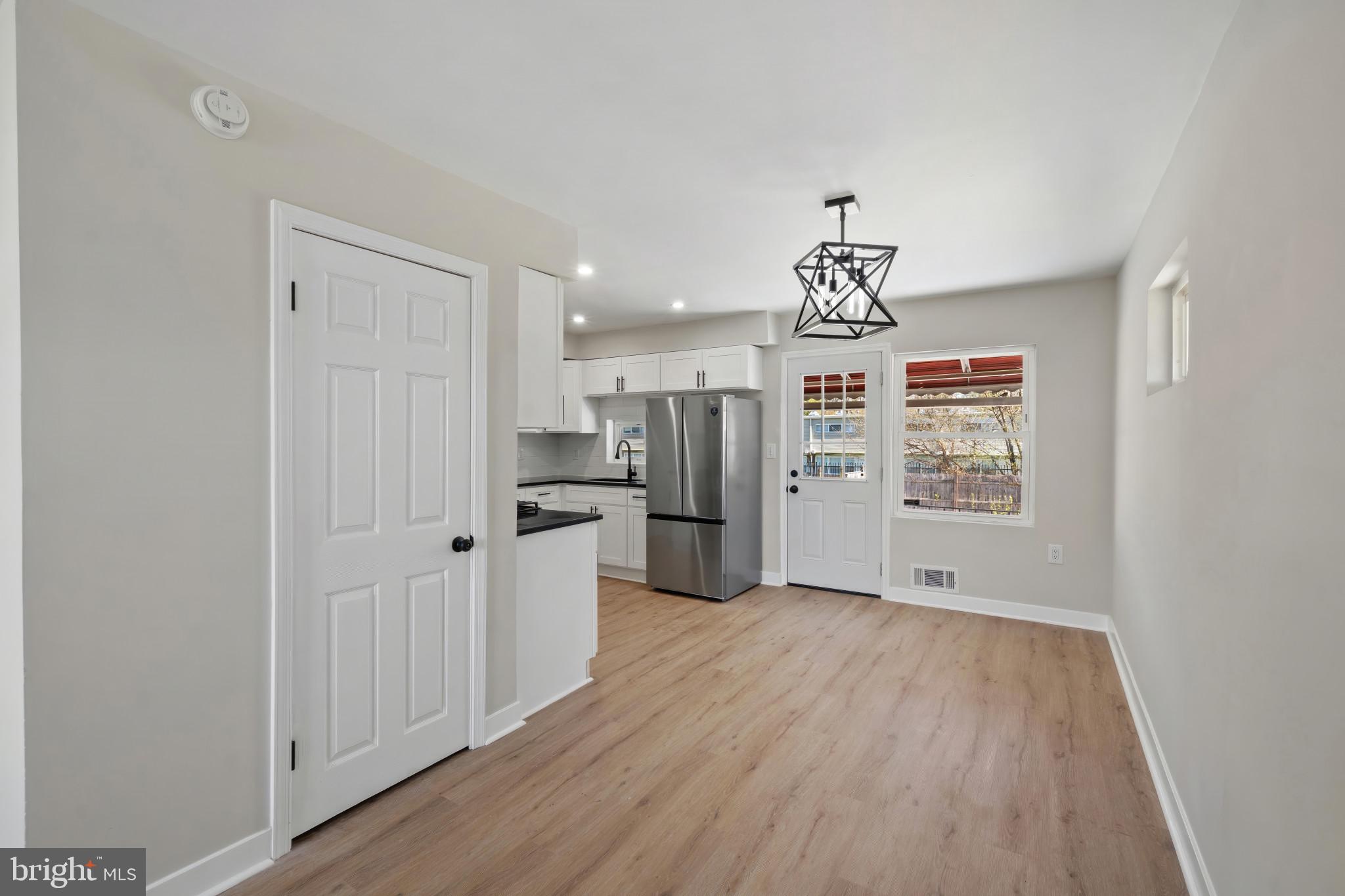 RIVERWOOD PARK - Residential