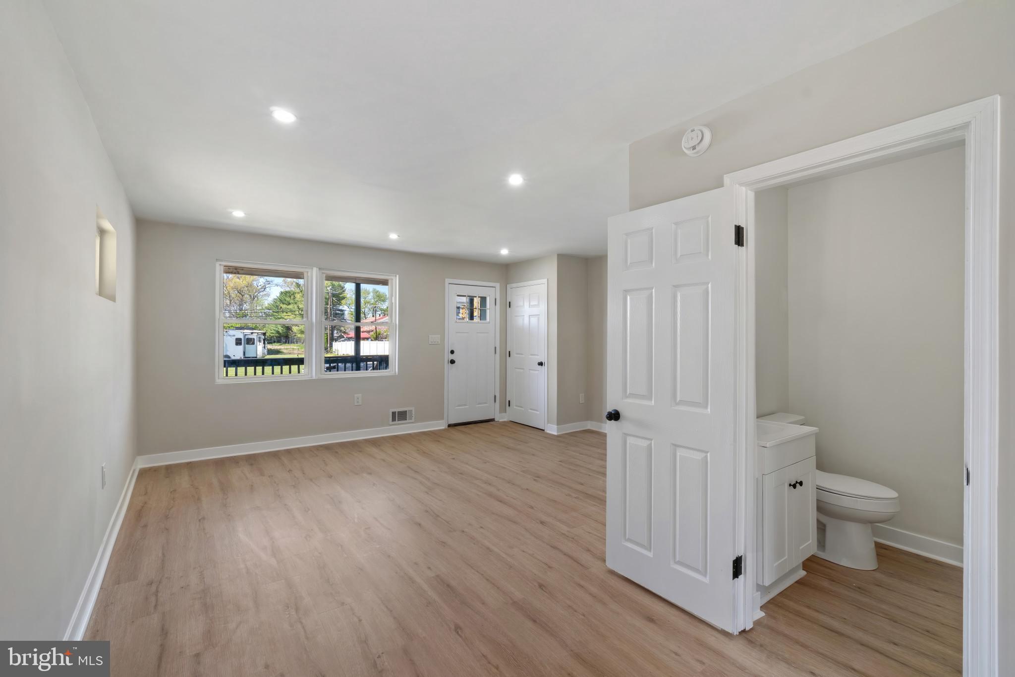 RIVERWOOD PARK - Residential