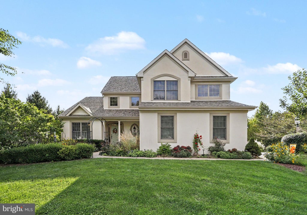 Photo of 103 Fieldgate Drive, LANCASTER, PA 17603 (MLS # PALA2095972)