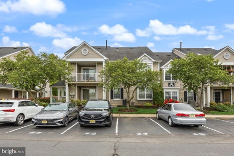Condo For Sale - 404 Saxony Drive<br/> MOUNT LAUREL, NJ 08054