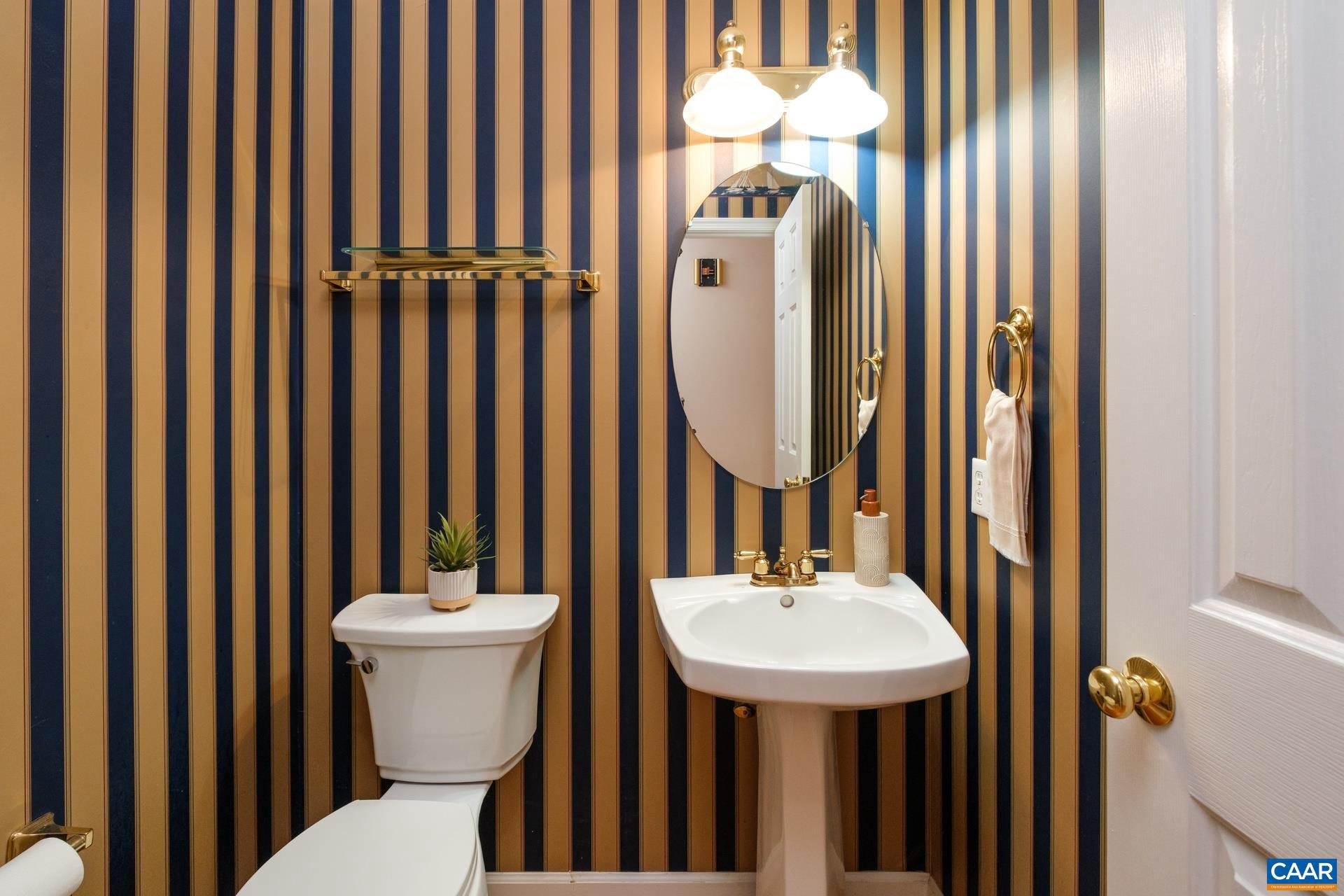 FOREST LAKES SOUTH - Residential