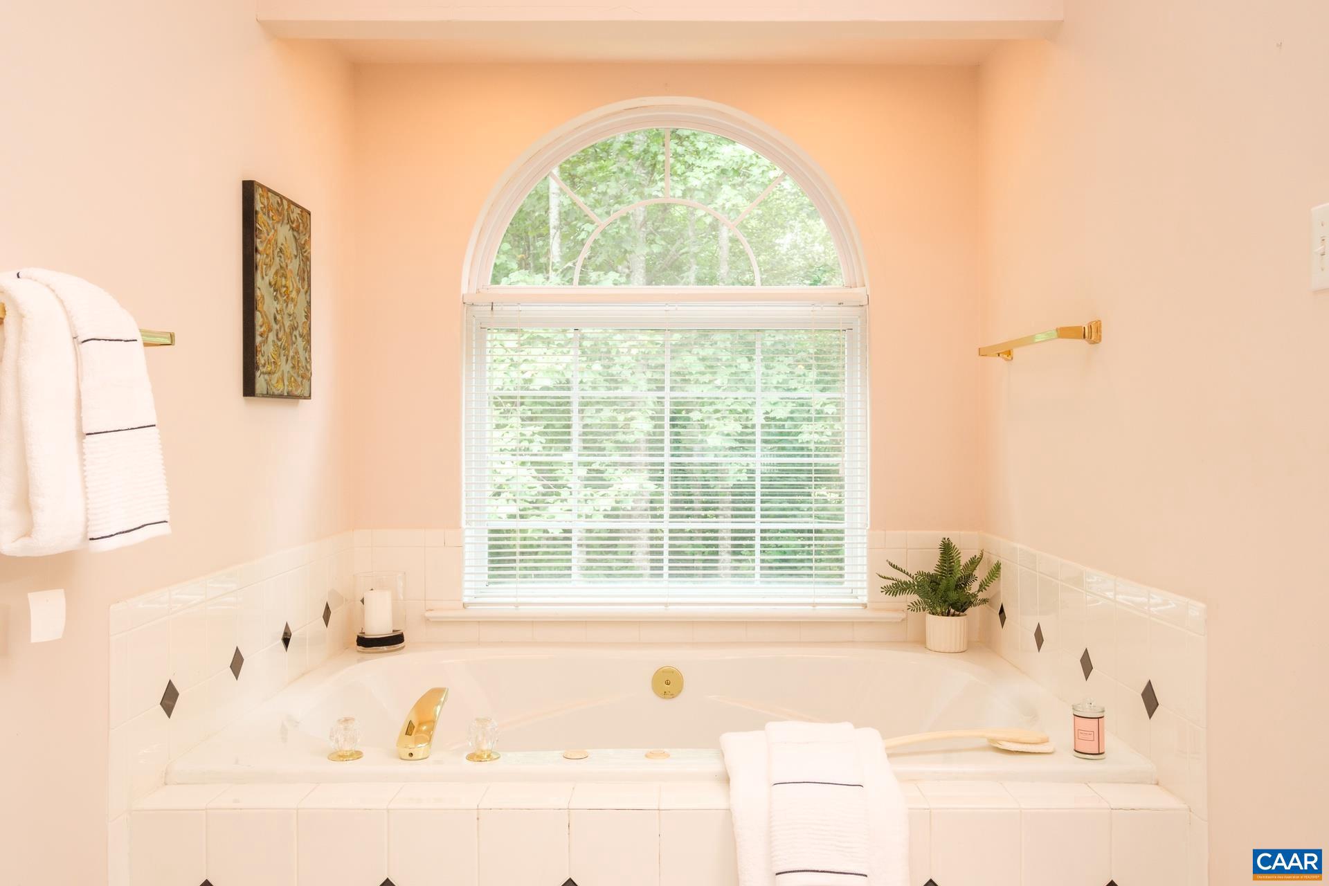 FOREST LAKES SOUTH - Residential