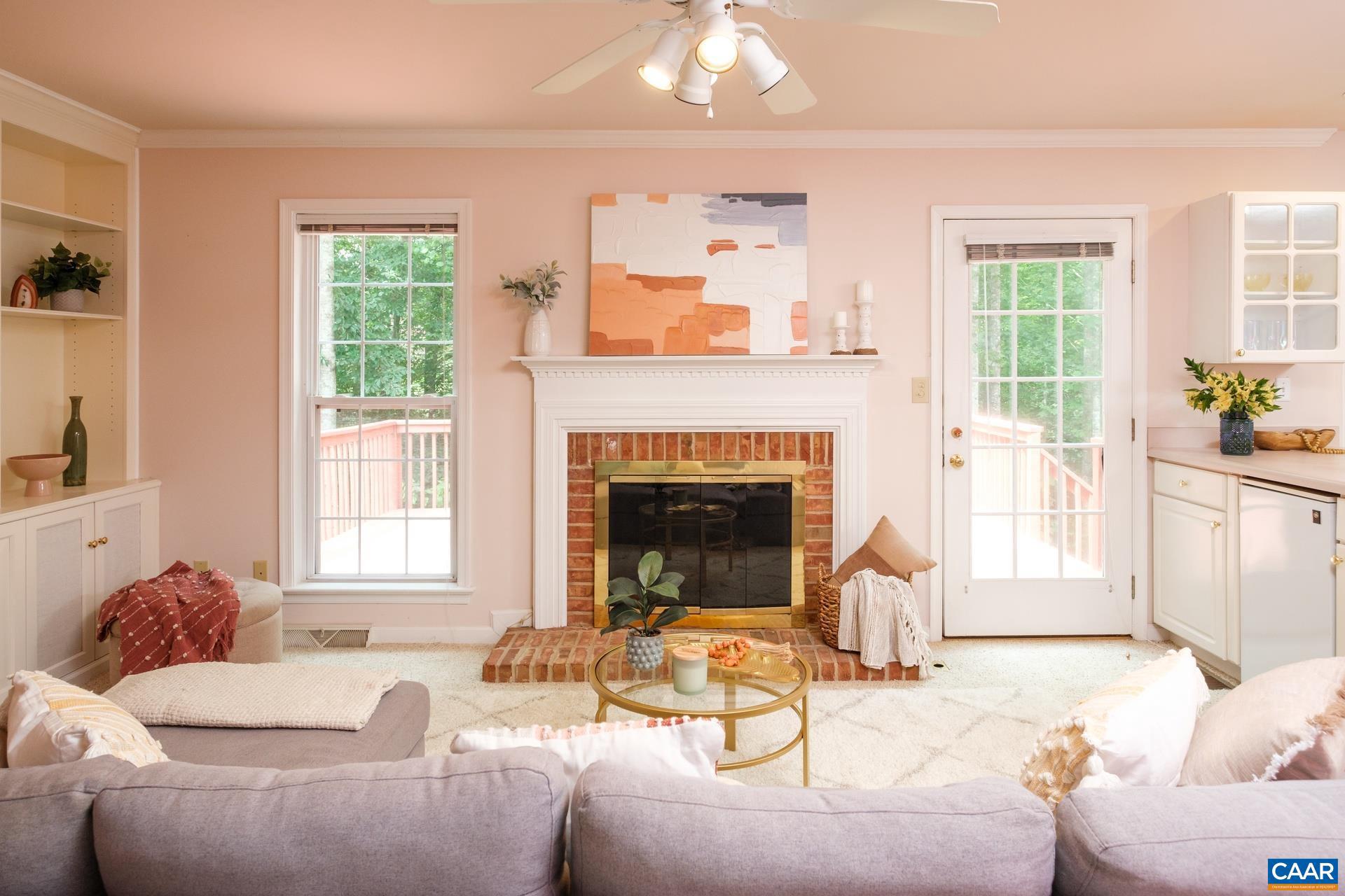 FOREST LAKES SOUTH - Residential