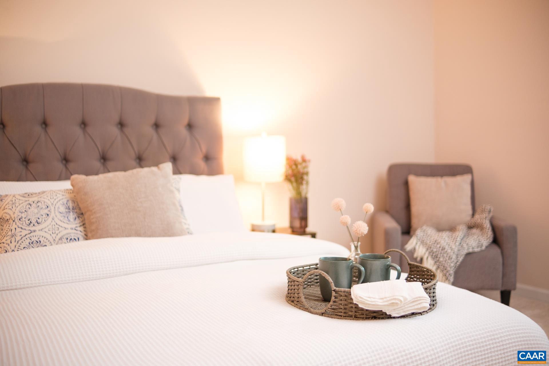 FOREST LAKES SOUTH - Residential