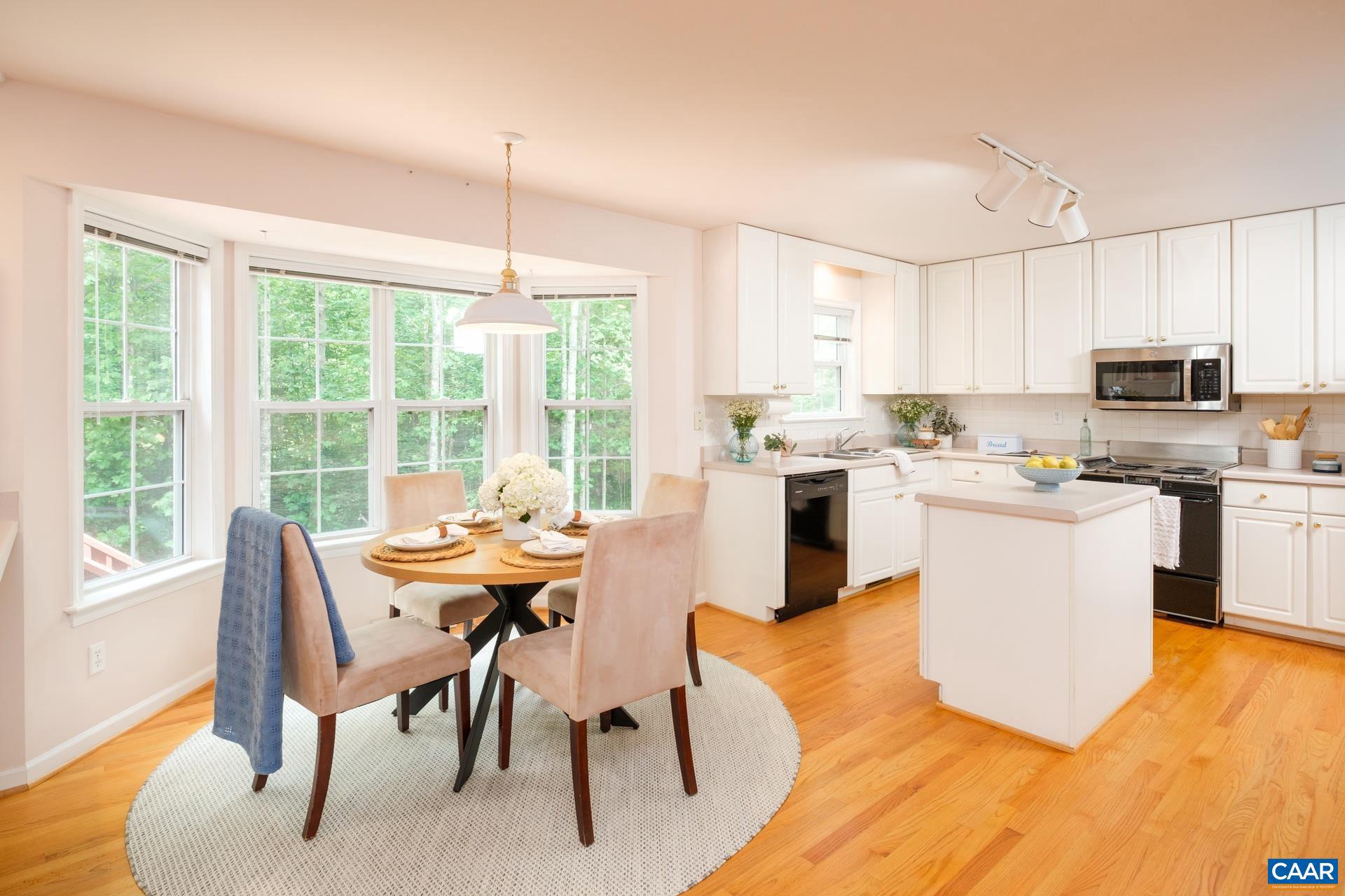 FOREST LAKES SOUTH - Residential