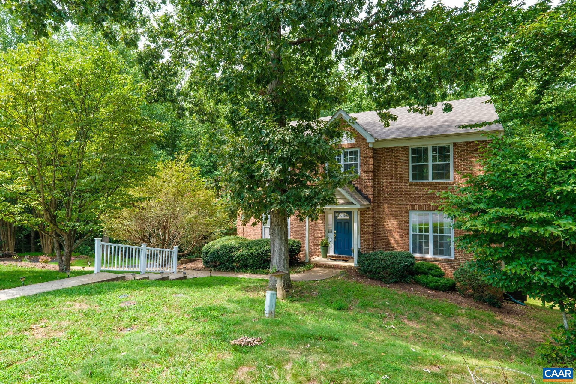 FOREST LAKES SOUTH - Residential