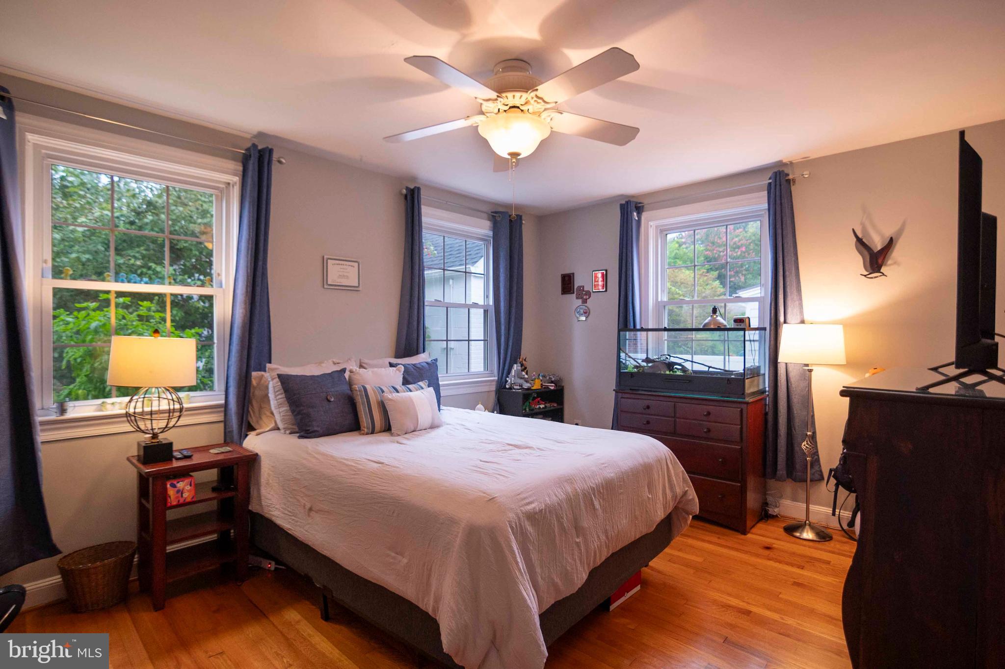 EDGEWOOD PARK - Residential